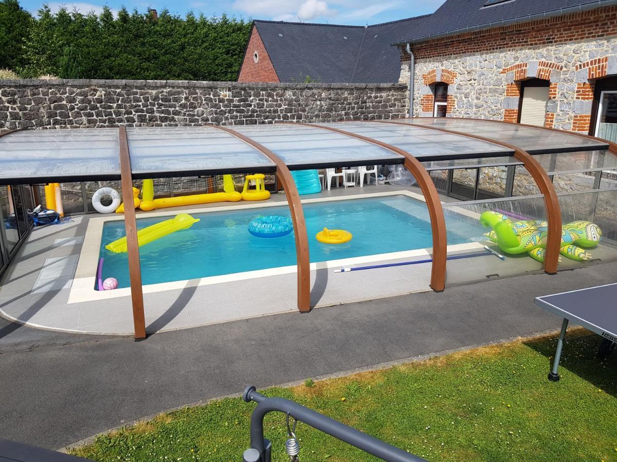 Duplex Swimming Cats Hotell Saint-Hilaire-sur-Helpe Eksteriør bilde